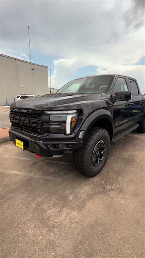 2026 F-150 Raptor - 5.2 Supercharged V8 Engine