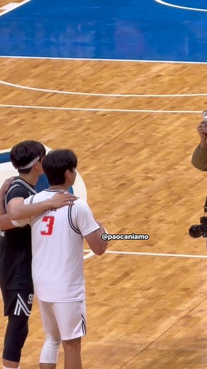 River Joseph is waiting patiently to have a photo with Choi Minho 🥹 #BENCHShootOfAsia #PaoCaniamo #basketball | Pao Caniamo's World