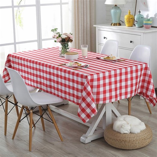 A good tablecloth does more than cover your table—it transforms the entire dining experience! ✨ Choose from cut-to-measure tablecloths for a perfect fit or disposable tablecloths for quick, fuss-free hosting. Tablecloths help dress up your feast table, contain spills and mess, protect your table surface, and make clean-up fast and easy after the celebration. 🎉 Perfect for family feasts, parties, and hotpot nights—so you can focus on enjoying the meal, not the mess. 👉 Find the right tablecloth 