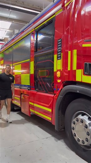 Tag a Firefighter who needs to watch this 😂 In this video I am wearing: GAROS G30 Designed for technical rescue and outdoor firefighting. High breathability and comfort when working long RTCs and wildfires without compromising protection. 🔥 HEROS Titan Helmet 🔥 BOROS B4 Boots 🔥 GLOROS T1 Gloves The best fitting and lightest kit I have ever worn. #firefighterworkout #firefighters #firefighter #firefighting | Fighting Fire Fit