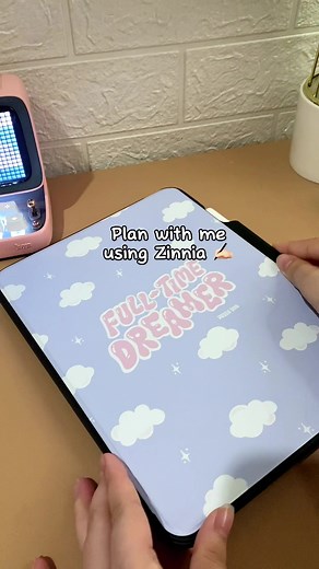 If you're someone who loves to plan and journal, the Zinnia app is the perfect tool for you. This planner and journaling app is designed to be used on your iPad, and when paired with an Apple Pencil, it allows you to seamlessly transition between planning your schedule and jotting down notes. Zinnia offers a variety of features that make it an excellent choice for anyone looking to stay organized and creative. With its digital bullet journal capabilities, you can create personalized lists, track