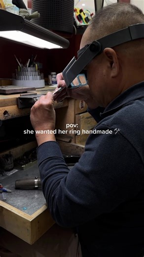 Custom Engagement Rings Crafted by Expert Jewelers