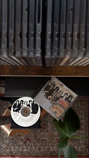 The Traveling Wilburys Vol. 1 📀