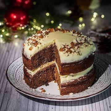Christmas Carrot Cake