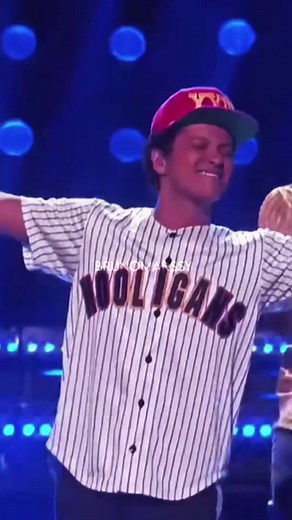 Bruno Mars Singing Perm