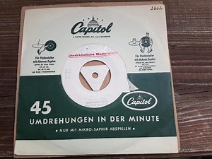 Tennessee Ernie Ford - Kiss Me Big / Catfish Boogie