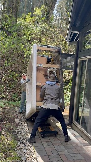 Hot Tub Removal NW Portland. Watch as we strategically haul away this hot tub #junkremoval