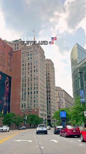 Discover Cleveland: Nightlife and Attractions in Ohio