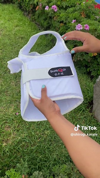 Protectores de pecho para Karate: Seguridad en cada pelea