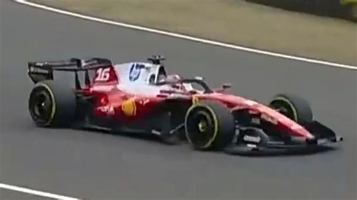 2026年世界一级方程式锦标赛 中国上海大奖赛正赛01 拉塞尔，安东内利争冠亚军，乐克莱尔，汉密尔顿争殿军。赛前退赛，诺里斯，皮亚斯特里，阿尔本，波托莱托