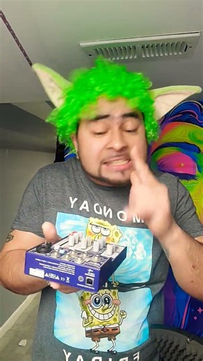 resivire más dinero #dúo #amigues #humor #comedia #duet #funny #risa #memes #alien #chiste #anime