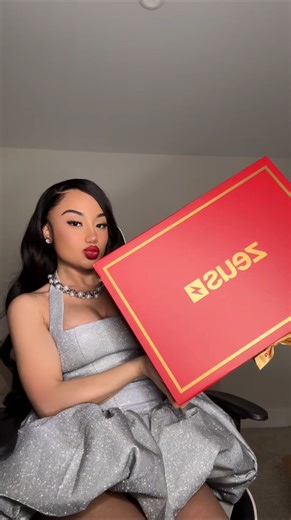 Rella Blessed on Instagram: "Unbox my gift box from Zeus with me ❤️ Thank you so much ☺️ @thezeusnetworkbaddies @thezeusnetwork Appreciate it 🙏🏽"