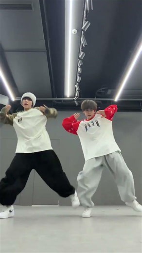 很带感的节奏❤️‍🔥#TEAMBOYS #张嘉懿Austin #孔鑫Kimi #itzy #thatsanono