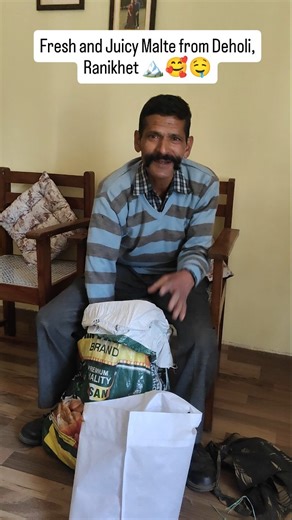 Bhavika Bhandari Bisht❤️ on Instagram: "Vocal for Local🙏🥰Jb income aegi tb aegi tb tk hm jee bhar k malte kha lete h dosto🤣🤤 Thank you to all hardworking farmers of RANIKHET for providing us fresh vegetables and fruits at our doors❤️☺️ #foryou #viral #uttarakhand #ranikhet #vocalforlocal"