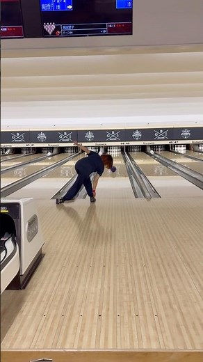 投げ方覚え込ませる練習頑張るぞ〜！！！！！！#bowling #ボウリング #볼링 #両手投げ