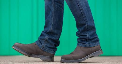 Find the right men’s slip-on winter boots for every occasion