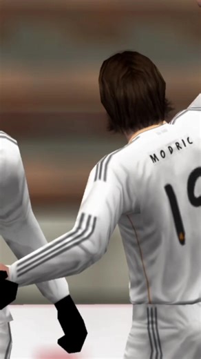 PES 2014 (PSP) Luka Modrić signature for Real Madrid