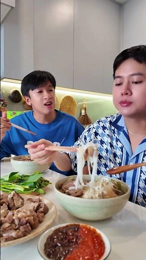Bon nấu ăn ngon hơn ngoài tiệm luôn á🤭🤭 #shorts #review #hellolapday