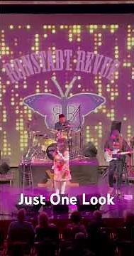 Linda Ronstadt released Just One Look in 1979. Reached #44 on the Billboard’s Hot 100 Charts. #music
