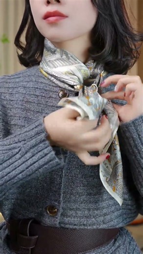 a small square scarf makes it so stylish. scarfstyling silkScarf ScarfTyingMethods