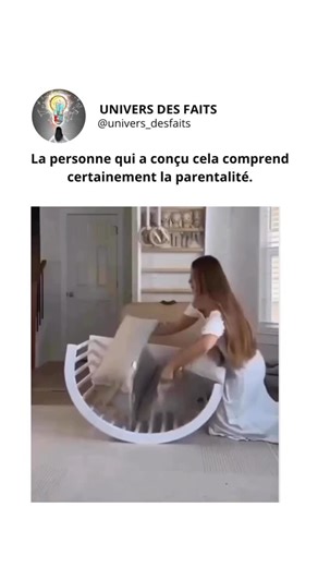 GAGANTMENTAL on Instagram: "La vidéo de 15 secondes présente un système de jouets en arc en bois modulaire intelligent fabriqué à des morceaux de bois de hêtre lisses et naturels. Cela commence par une structure d’arc incurvée placée sur le sol, où un bambin rampant l’explore et grimpe en toute sécurité comme un gymnase de jeu bas. La scène passe ensuite à travers des coupes rapides démontrant sa polyvalence : les arches se réorganisent en un parc fermé pour contenir le bébé, forment une mini ta