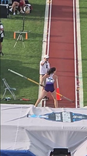 The pole vault that won it all, from the Hayward Field bleachers #shorts