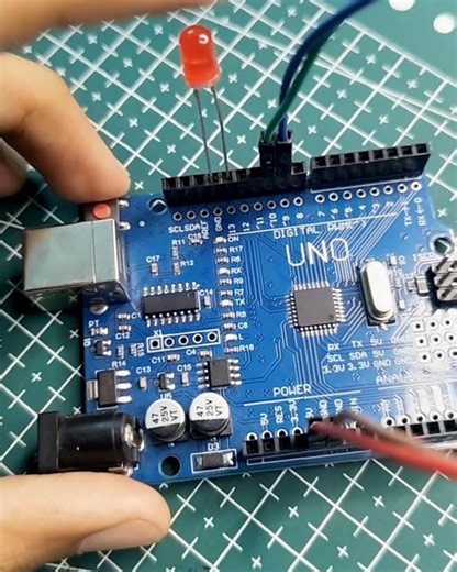 arduino project using ultra sonic sensor #viral #trending #programming #arduino #lifeisbutadream