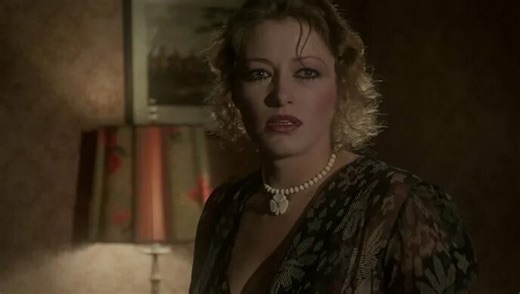 Видео Kleinhoff.Hotel.1977.Uncut.VFQ.1080p.BluRay.AC3 (Hôtel Kleinhoff) | OK.RU