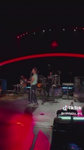 Charlie Brown Live at Wembley Stadium - Coldplay Concert