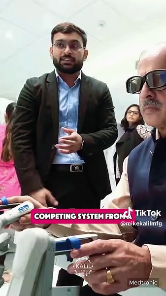 Innovative Hugo Robot: Medtronic's Challenge to Da Vinci