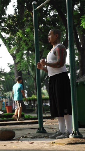 Liêm Barber Shop: Kiểu Tóc Chicano Độc Đáo Tại HCM