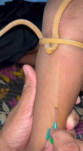 canula insertion #short