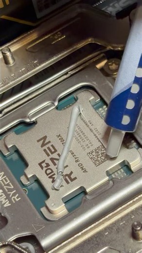 CPU Cooler install! #gaming #computerbuild #pcsettings #computerhardware