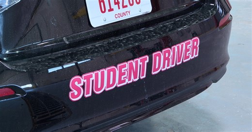 Lorain High School reviving driver's ed course after nearly 30 years