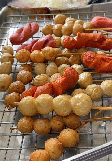 ร้านเปิดทุกวัน 10โมงเป็นต้นไปค่ะ❤️ #สุภัสสร2009 #ลูกชิ้นไม้ละ3บาท #สุภัสสรลูกชิ้นทอด🍡🍡 #สุภัสสร2009ลูกชิ้นไม้ละ3บาท