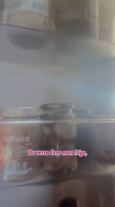 Publicité @friendsofglassfr du verre dans mon frigo, du verre dans mes placards, du verre dans ma salle de bain, du verre ,que j’achète, du verre de récup, du verre récent et du verre très ancien, comme ces vieux bocaux me venant de mes grands-parents, du verre délicat et du verre plus grossier , bref du verre tout court partout où je fais attention à ma santé !! je parle de santé parce que le verre est un matériau inerte, il ne comporte aucun risque de contamination et ne relargue aucune substa