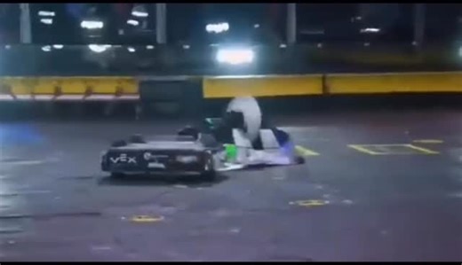 Robot Battle on Instagram: "Follow @robotsbattles for more such content"