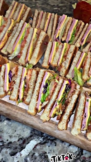 Charlie’s Catering (@coreypeoples1126)’s videos with Throw Back Days - Mel Waiters