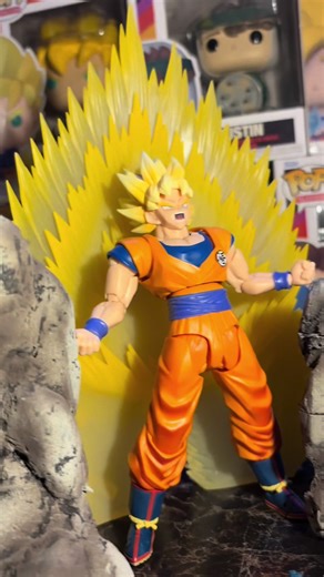 Goku vs Beerus: A Creative Pose Interpretation