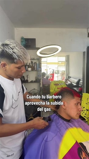 Funny Barber Gas Moment
