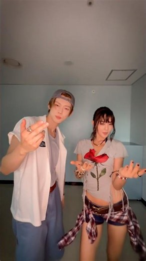 gimme ❤️‍🔥 w/ #YEONJUN #연준 #TXT ‪@TXT_bighit‬