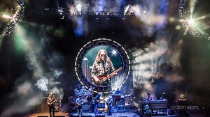 Watch The String Cheese Incident Debut 'Brown-Eyed Women' Cover