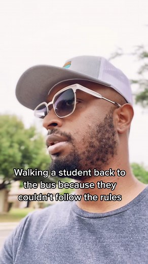 Managing Student Behavior on a Field Trip