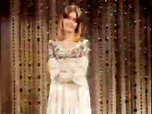 159K views · 2.6K reactions | IF NOT FOR YOU - OLIVIA NEWTON-JOHN Canción de 1971 de la cantante británico australiana Olivia Newton-John. Escrita originalmente por Bob Dylan y grabada por primera vez en 1970 en una sesión junto a George Harrison. Esta versión fue incluida en el álbum debut If Not For You y lanzada como sencillo junto al tema The Biggest Clown. Llegó al número 7 en el Reino Unido. | The songs of my life | Facebook