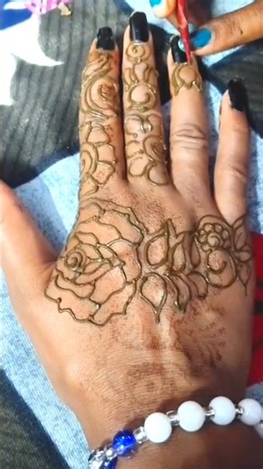Rose 🌹design to mehndi..#mehndi #shortvideo #henna