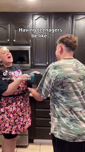 Sometimes gentle parenting just doesn’t work🫠😅 #teenagers #parenting | its hot on the button