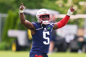 Patriots star releases rap song