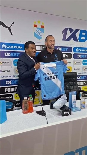 Hernán Barcos was presented as Sporting Cristal's new player | Depor