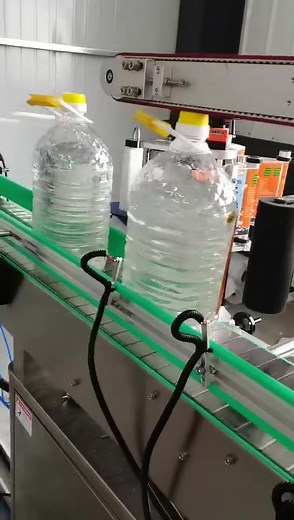 Barrel Labeling Machine: Efficient Big Bottle Labeling Solution