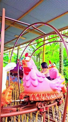 odong kereta ayam warna warni